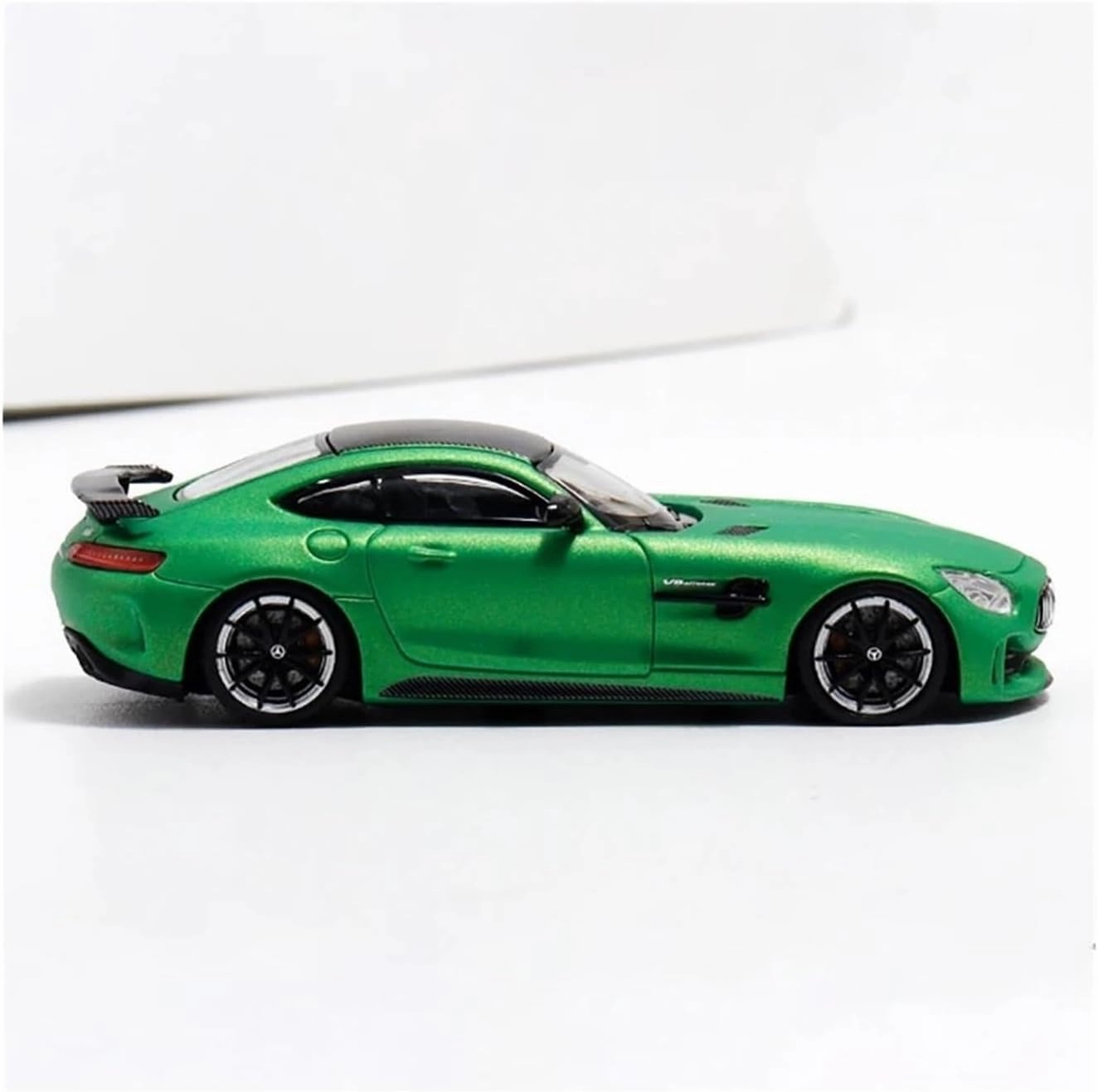 1 64 for Benz AMG GTR C190 2017 Alloy Static Supercar Car Model Souvenir Car Ornament Display Collection Motor Vehicles Toys(Silver)