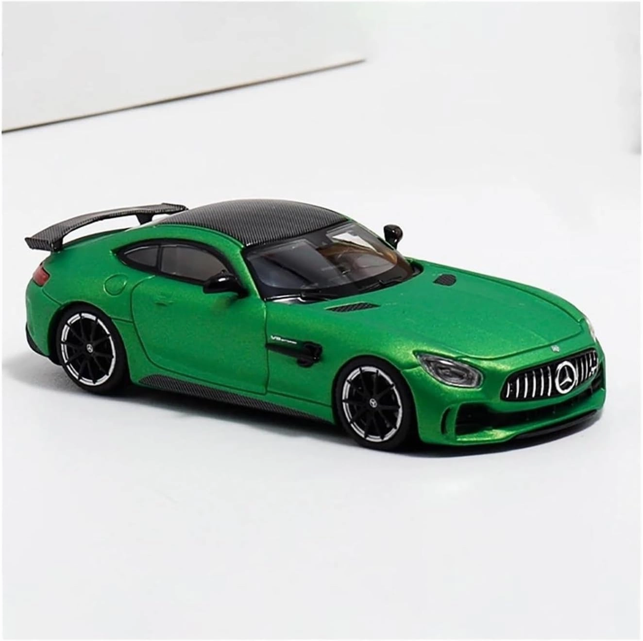 1 64 for Benz AMG GTR C190 2017 Alloy Static Supercar Car Model Souvenir Car Ornament Display Collection Motor Vehicles Toys(Silver)