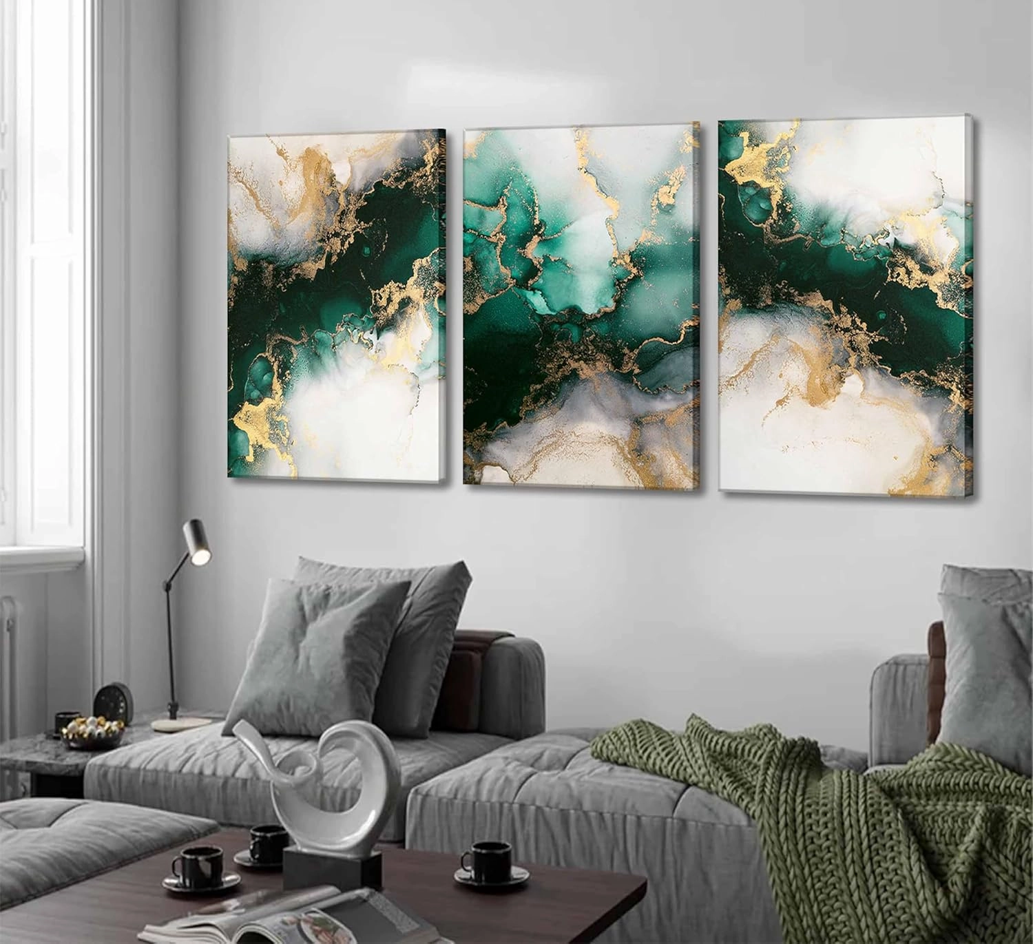 3 Piecs Emerald Green and Gold Canvas Wall Art Modern Abstract Glam Fluid Marble Painting Pictures Living room Wall Decor Posters Prints for Bedroom Bathroom Office Home Decoration