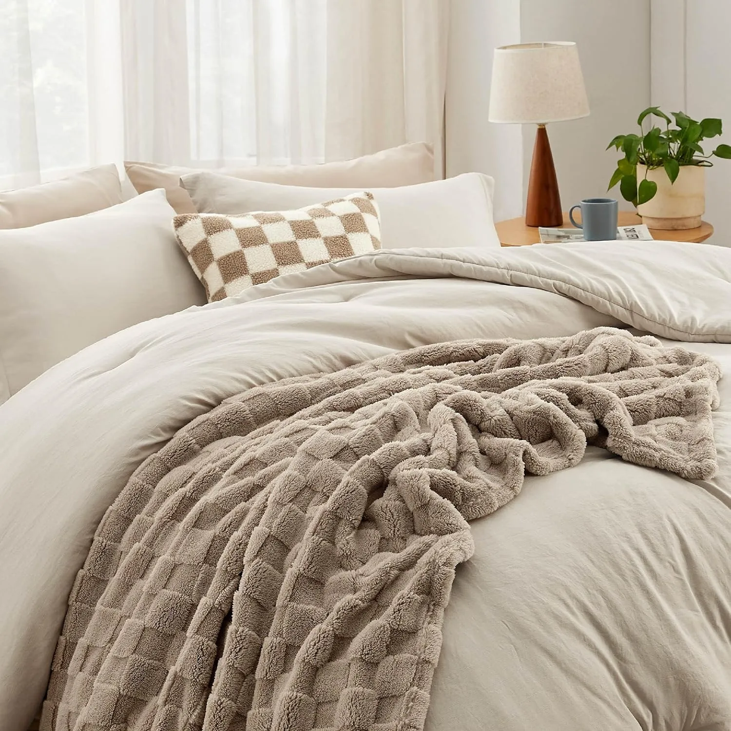 Bedsure Queen Comforter Set 5 Pieces - Bed in a Bag with Checkered Throw Blanket and Decorative Pillow, Lightweight Bedding Comforter Sets, All Season Boho Bedding, Linen Beige