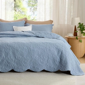 Bedsure Quilts Queen Size - Ultra Soft Pre-Washed Bedspread - Lightweight Mountain Spring Comforter with 2 Pillow Shams - Summer Bedding Set with Leaf Design 90x96 Inch