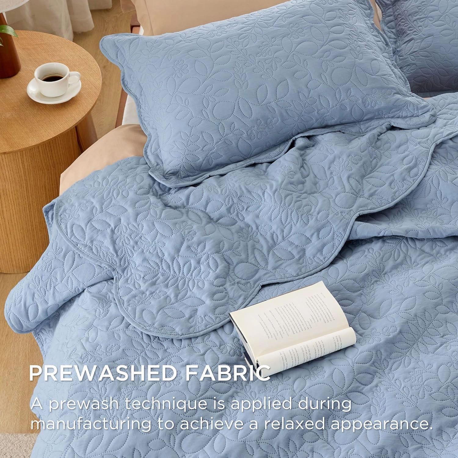 Bedsure Quilts Queen Size - Ultra Soft Pre-Washed Bedspread - Lightweight Mountain Spring Comforter with 2 Pillow Shams - Summer Bedding Set with Leaf Design 90x96 Inch