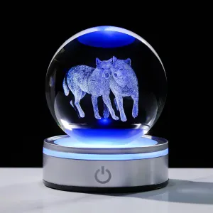 Crystal 3D Wolves 3.15in Ball Figurine Gifts for Men, Collectible Glass Animal Art Sphere for Room with LED Light Base Keepsakes for Wolf Lovers Home Decor Paperweight