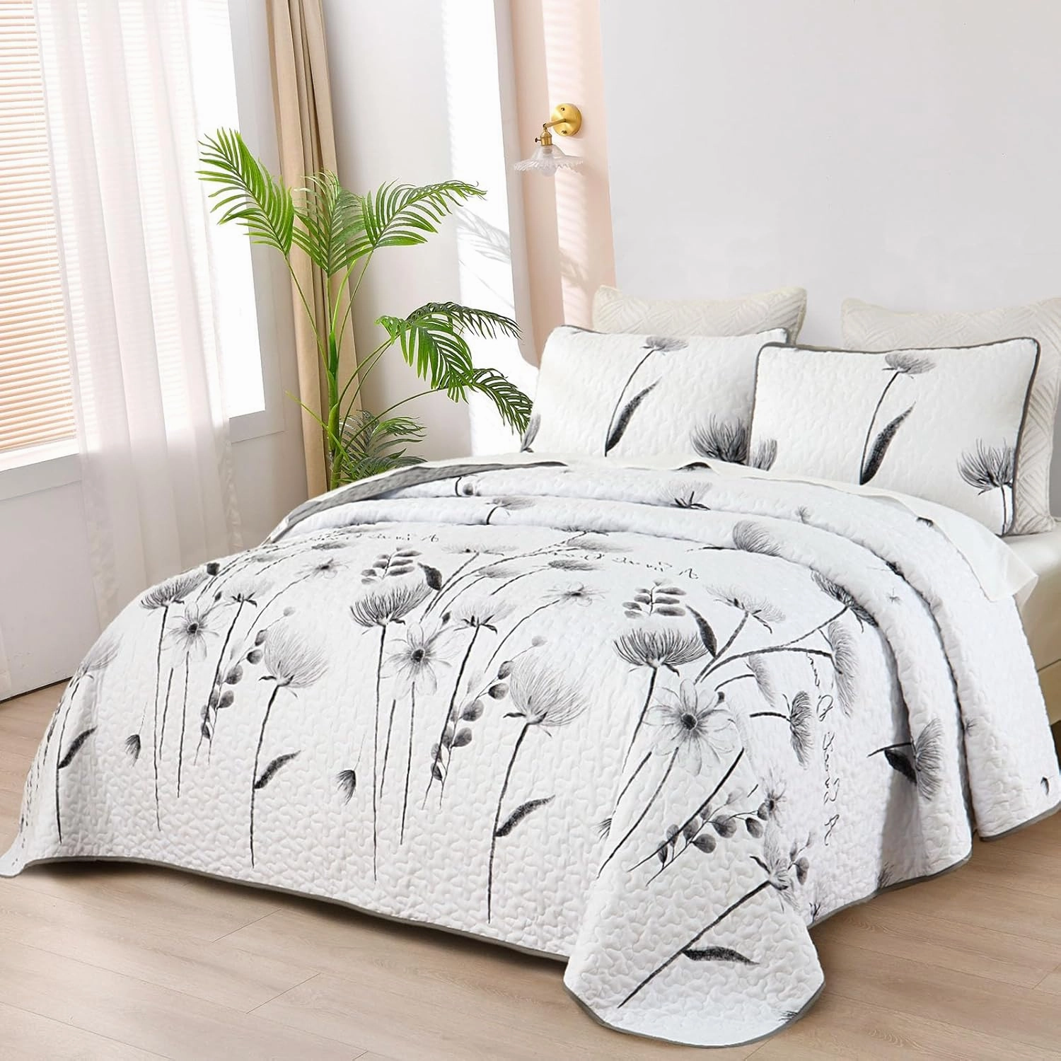 Dinjoy Floral Quilt Set Twin Size, Gray Bedspreads 2 Pieces Cute Bedding Set Lightweight Farmhouse Quilts Soft Flower White Coverlet Sets for Spring Summer 68"x86"