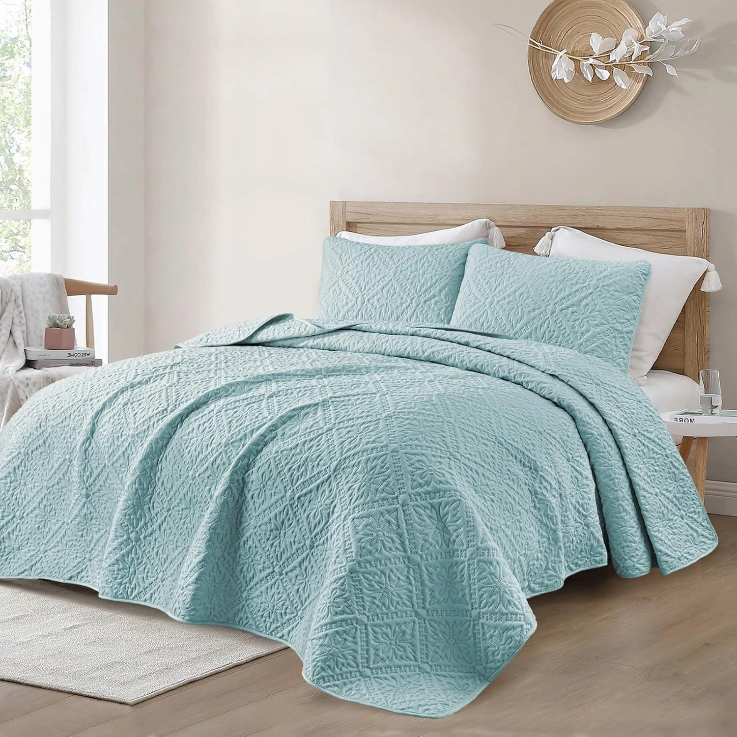 Exclusivo Mezcla King Quilt Bedding Set, Lightweight Soft Bedspreads Coverlets with 2 Pillow Shams, Modern Aqua Blue Oversized Quilts King Size for All Seasons