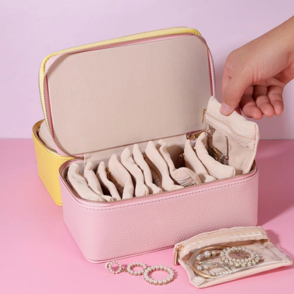 Familiarn Travel Jewelry Box With Small Pouches, Circulatne Travel Jewelry Box With 12 Small Pouches, Portable PU Leather Jewelry Organizer Box, Necklace and Bracelet Organizer (Yellow)
