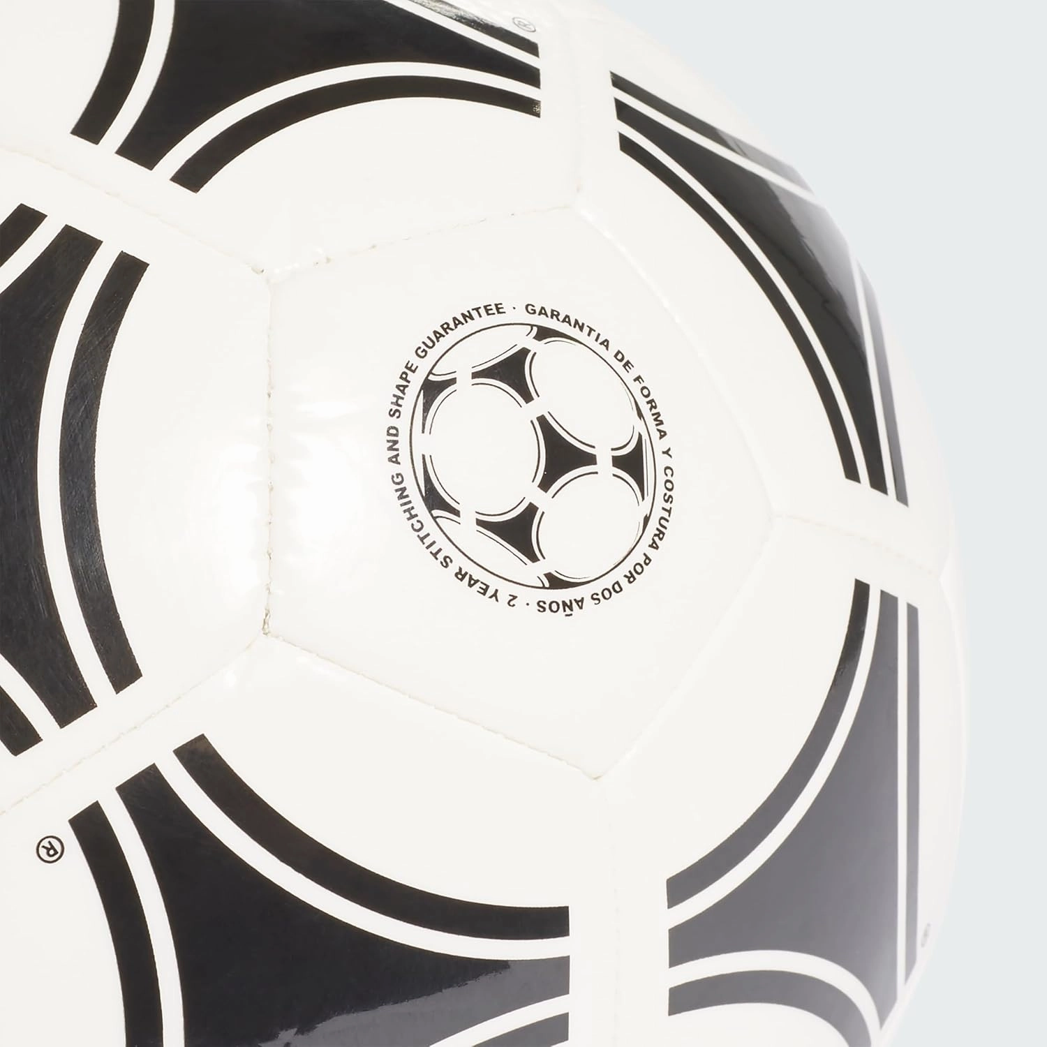 FULHAM FOOTBALL CLUB Men's Tango Glider Ball