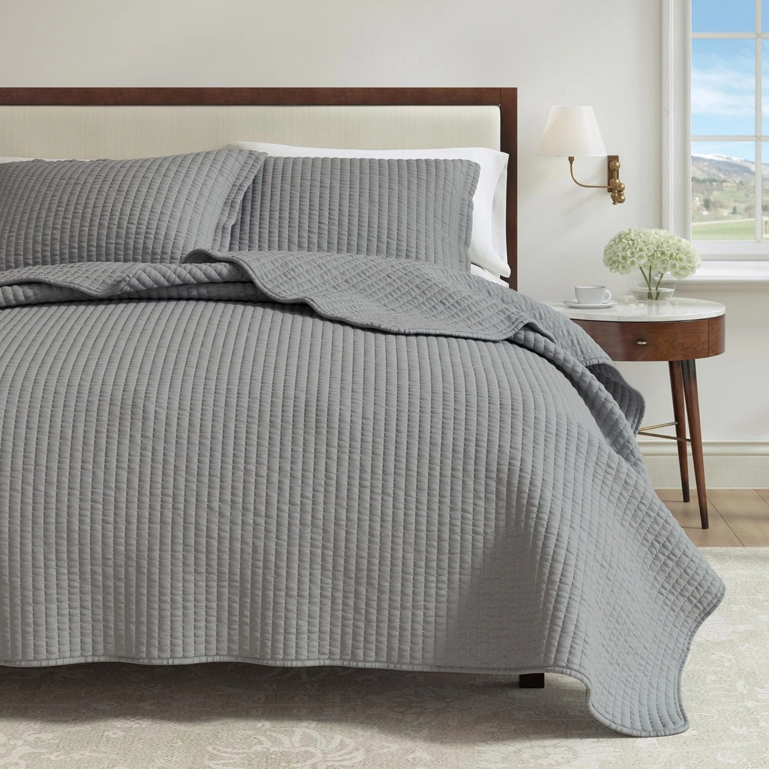 Great Bay Home Full/Queen Quilt Bedding Set, 3-Piece Lightweight Summer Channel Stitch Quilt Set with Shams, Ultra Soft Ash Grey Bedspreads, Quilted Bedding Coverlets for All Seasons