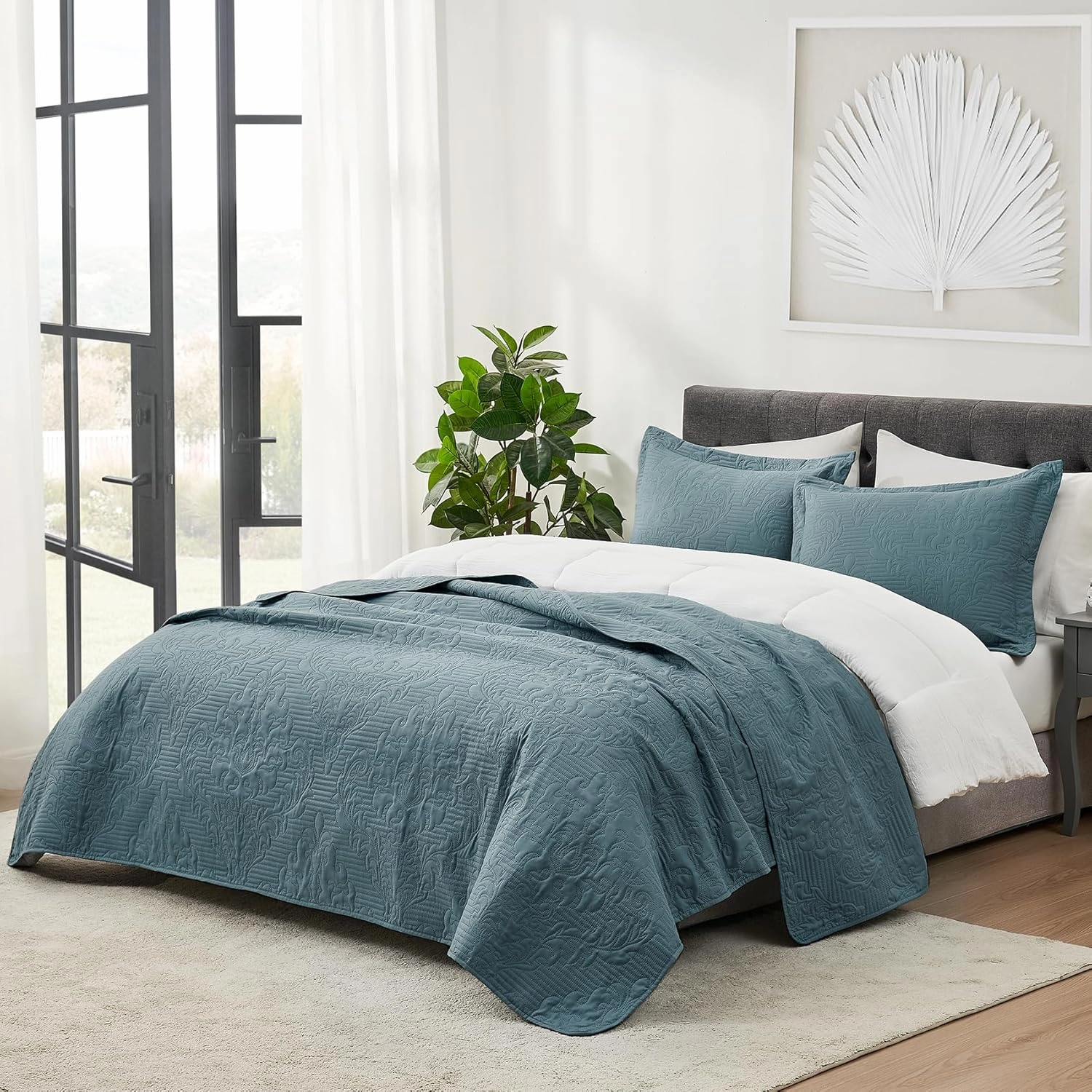 Hansleep Blue Quilt Queen Size - Damask Ultrasonic All Season Bedspread Queen, Soft Lightweight Coverlet Bedding Set, 3 Pieces (1 Quilt, 2 Pillow Shams)