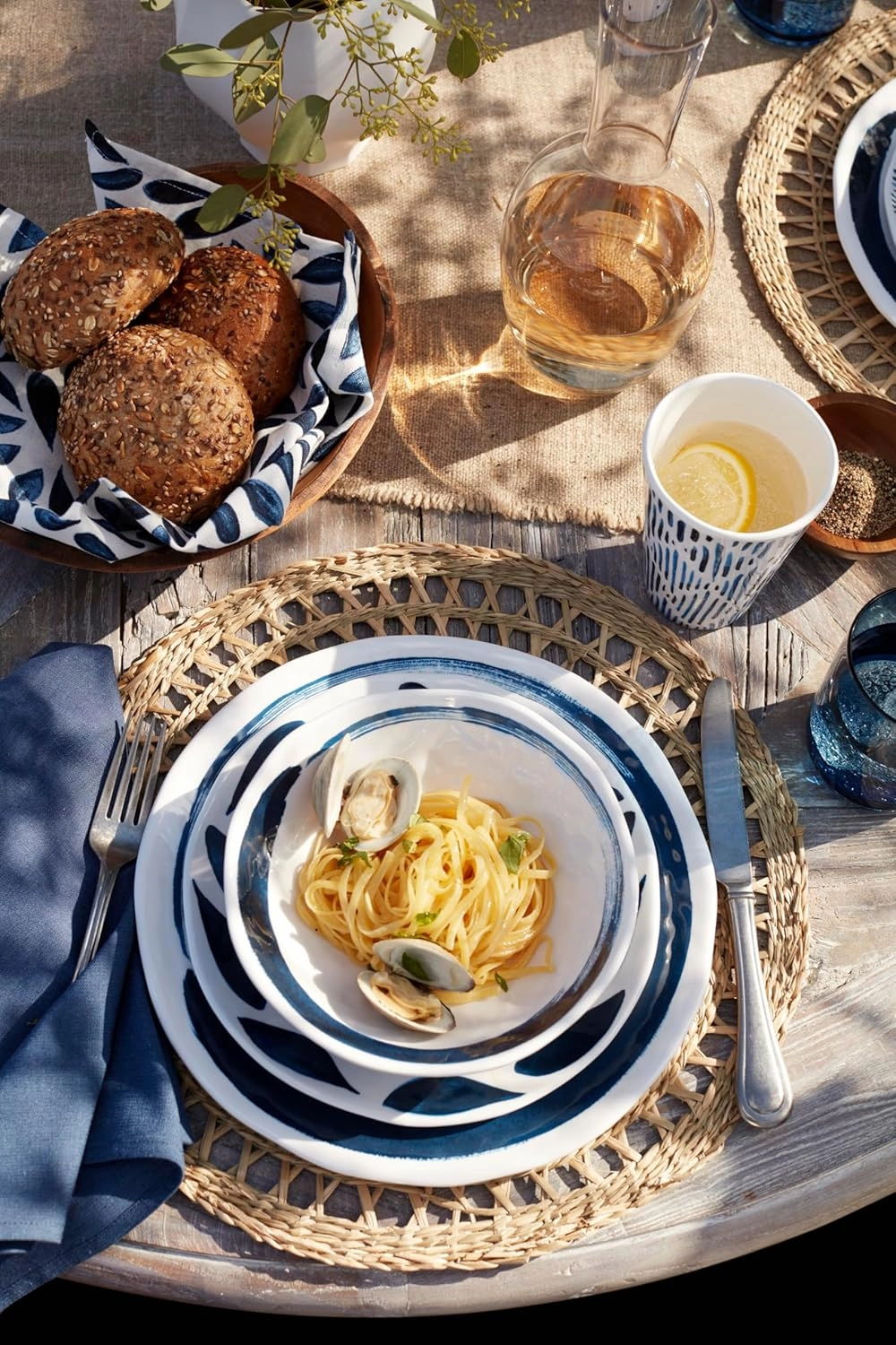 Lenox 895324 Blue Bay Melamine 20-Piece Dinnerware Set, Lightweight Melamine Material