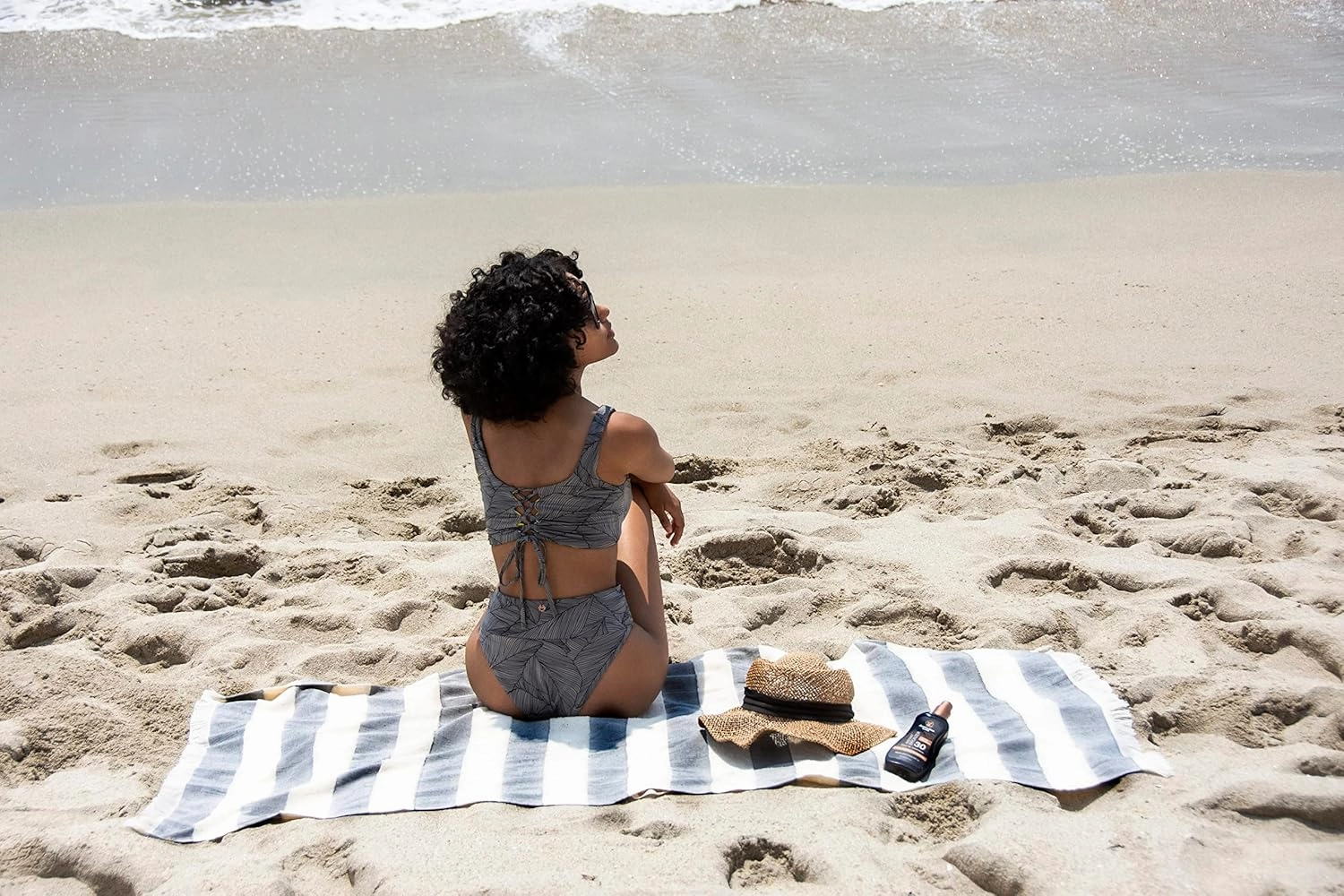 Lightweight Turkish Beach Towel - 100% BCI Cotton, Unbleached Raw Fringe, Oeko-TEX Certified, Absorbent, Eco-Friendly, 36x66 in, 1 lb, Natural Stripe, Portable Sarong Blanket for Pool, Travel, Gift