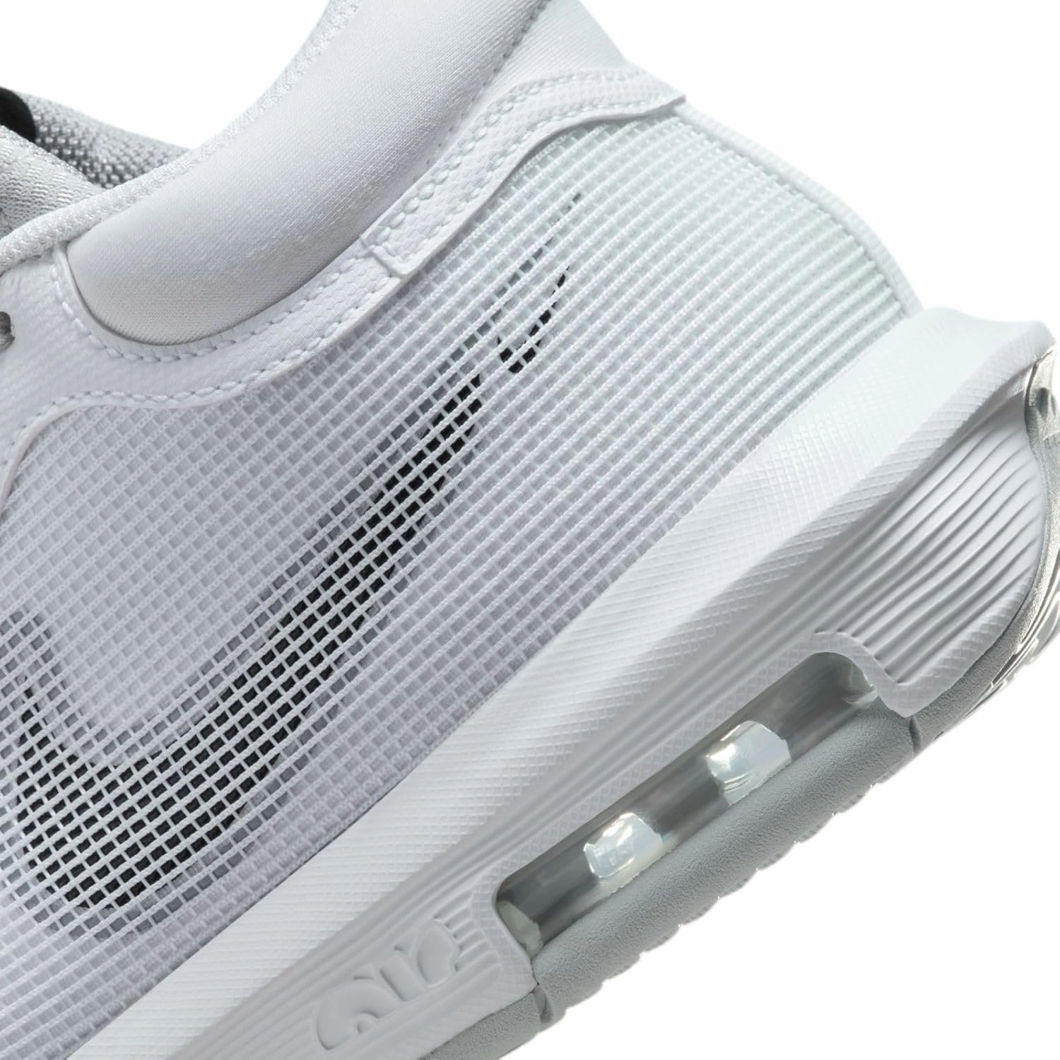 Nike Men's Basketball Shoe
