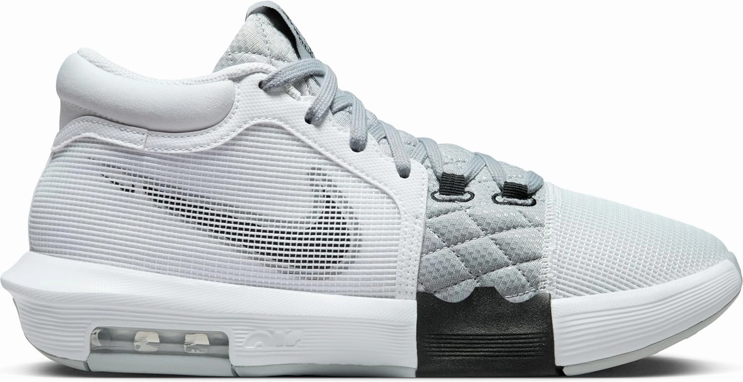 Nike Men's Basketball Shoe