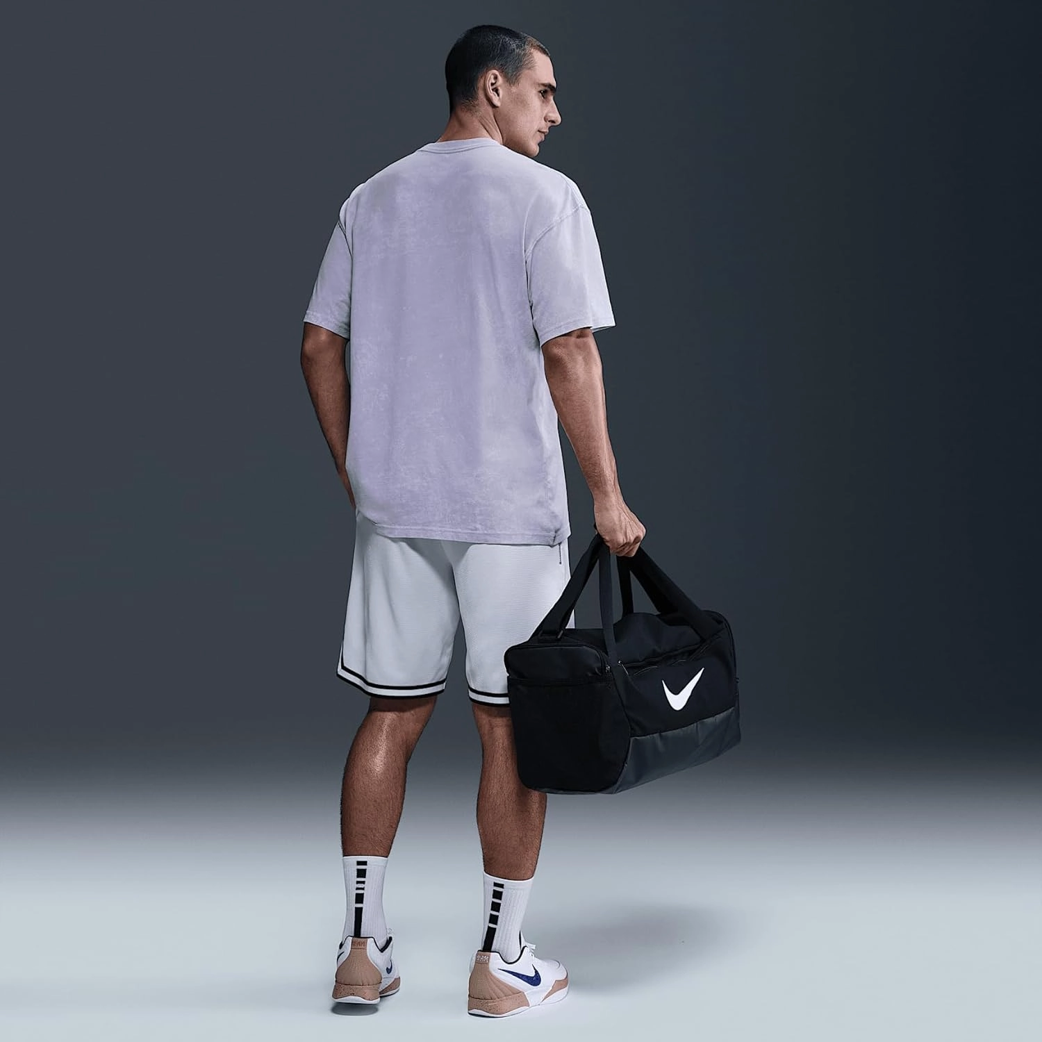Nike Men's Max90 Basketball T-Shirt (HJ3434-515, Hydrangeas)