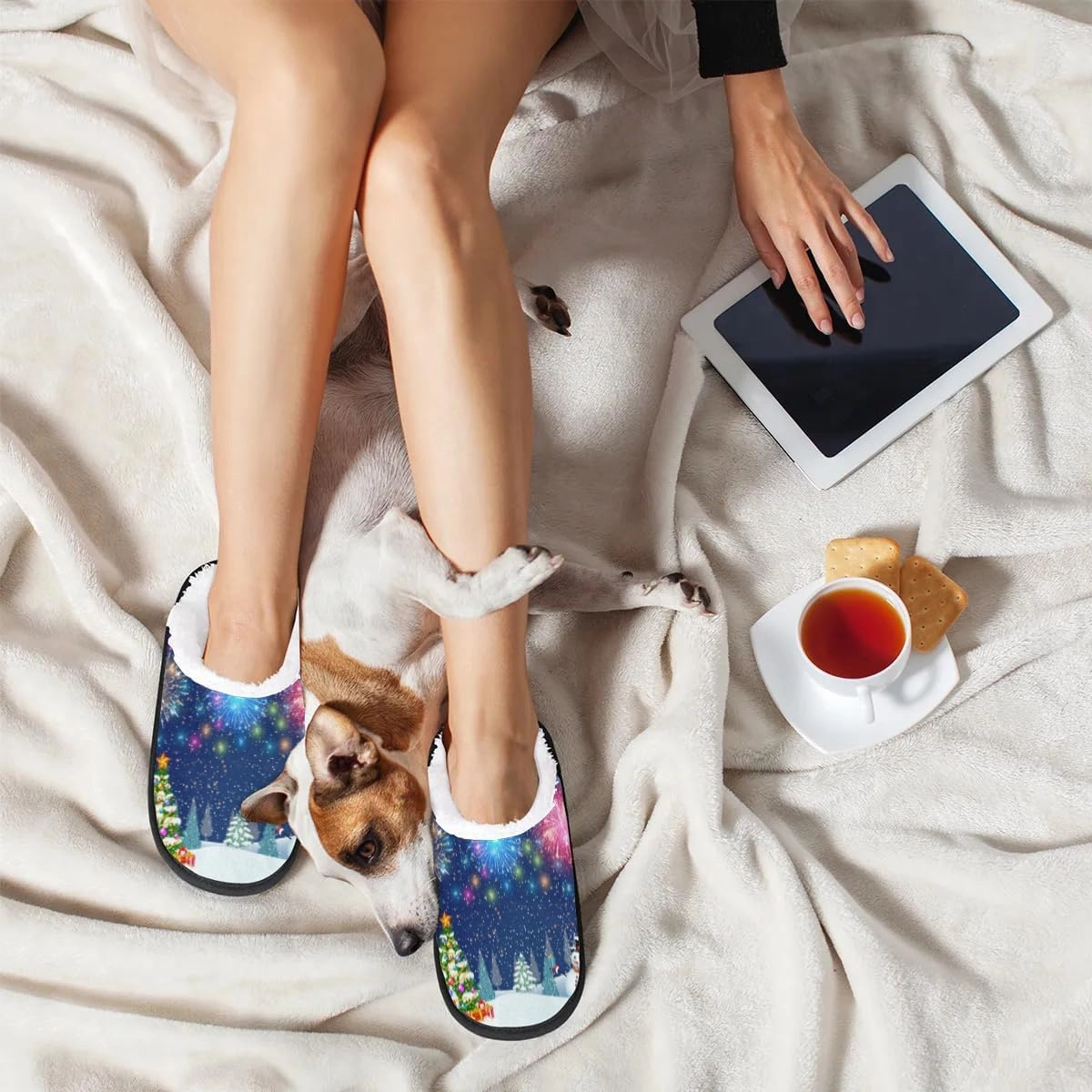 Slippers for Women Men, Soft Plush Warm Slip-On Slippers Non-Disposable Travel Slippers with Rubber Sole, Cozy Indoor Slippers Portable Spa Hotel Guest Indoor Slippers