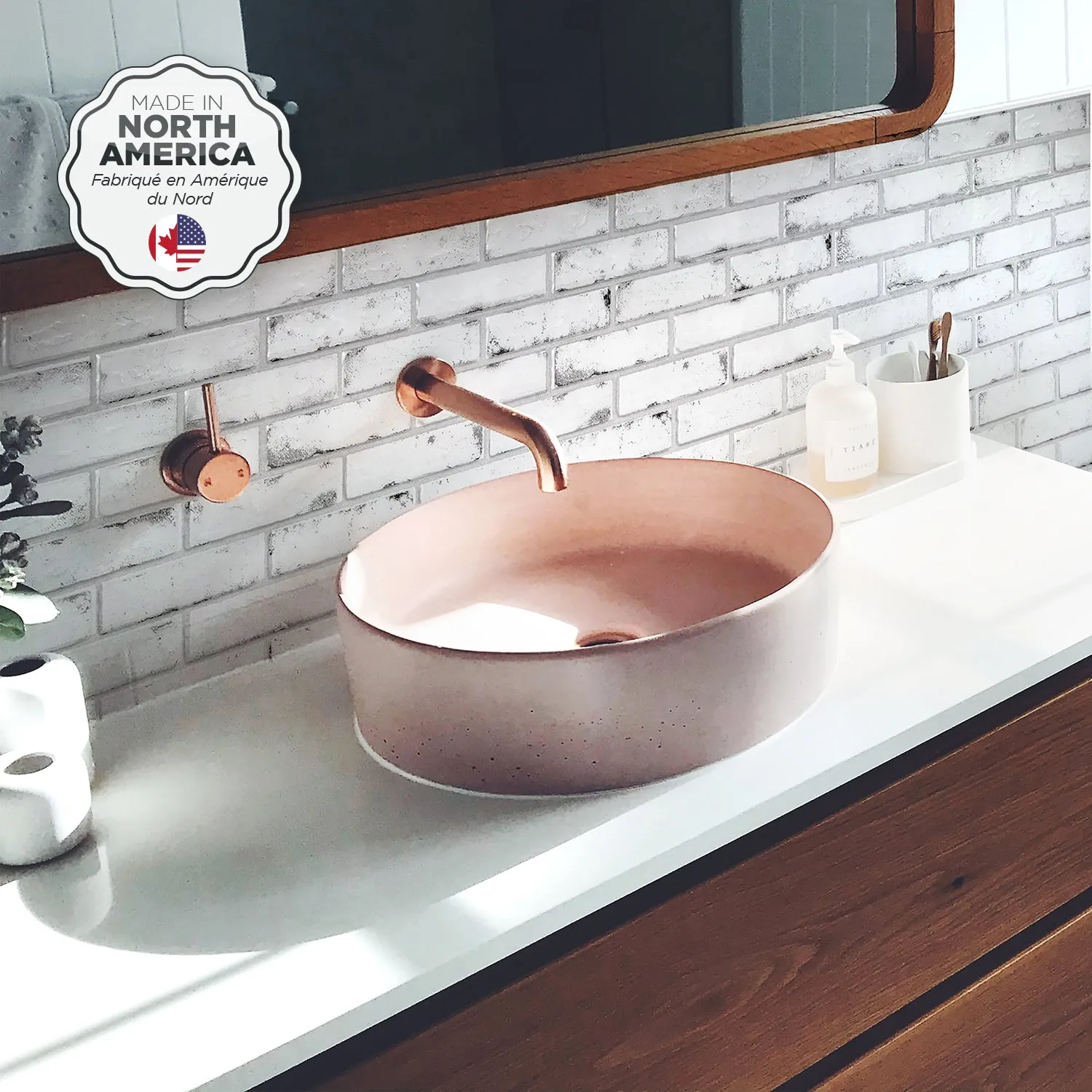 Smart Tiles Peel and Stick 2-Sheet 21 x 11 Backsplash - Brik Sidney|Dosseret Smart Tiles peler et coller 21 x 11, 2 feuilles - Brik Sidney