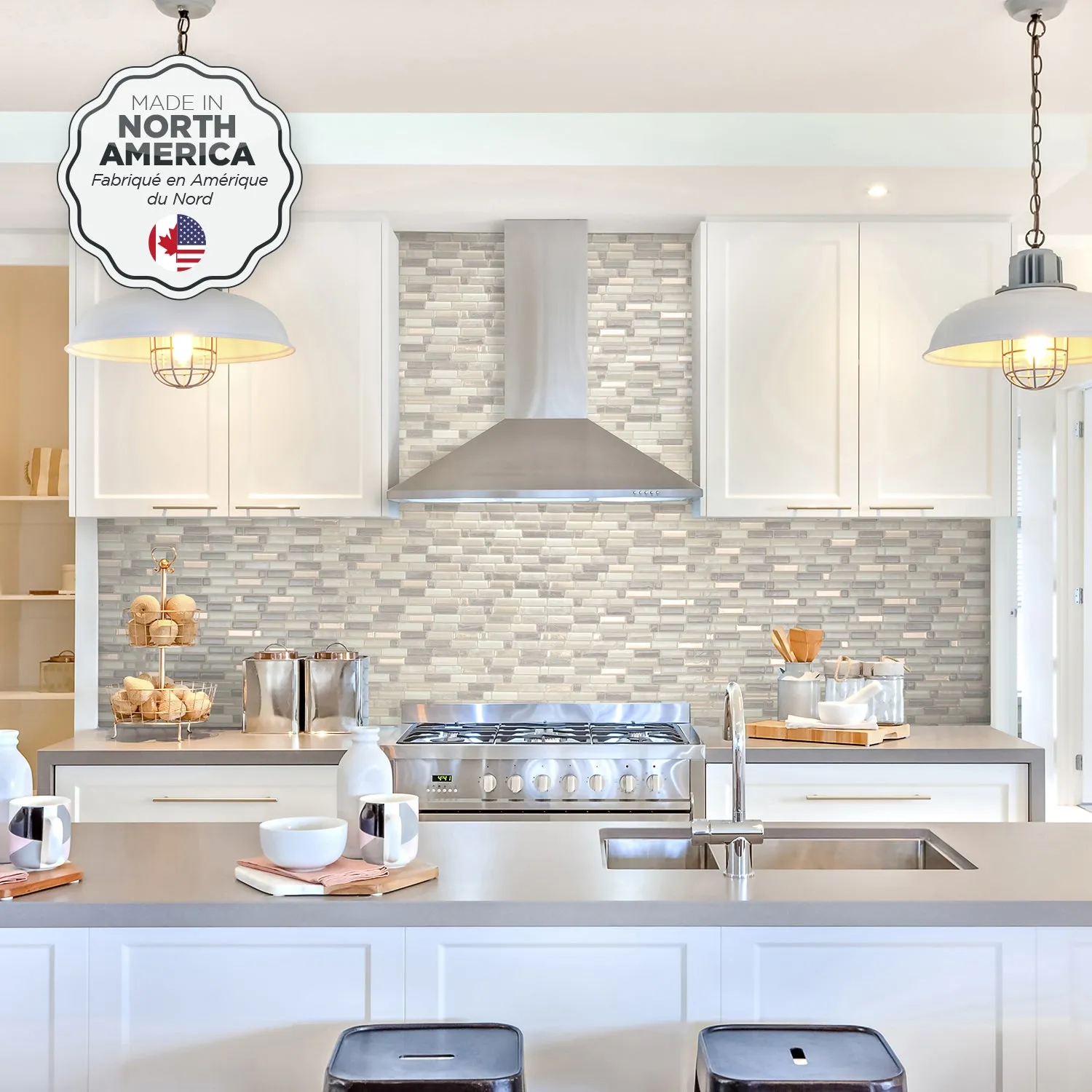 Smart Tiles Peel and Stick 4-Sheet 10 x 10 Backsplash - Crescendo Ciotta|Dosseret Smart Tiles peler et coller 10 x 10, 4 feuilles - Crescendo Ciotta