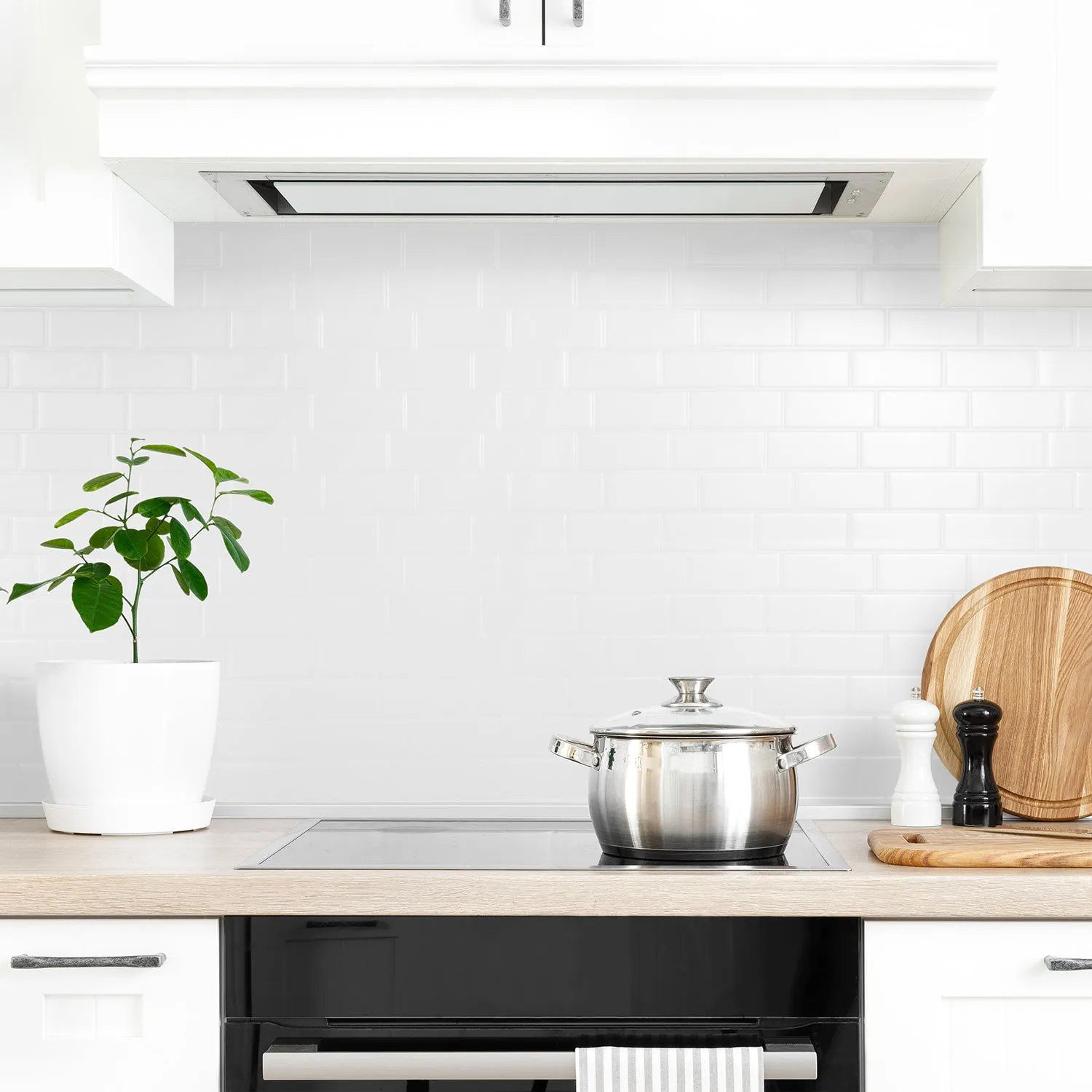 Smart Tiles Peel and Stick 4-Sheet 12 x 9 Backsplash - Metro Blanco|Dosseret Smart Tiles peler et coller 12 x 9, 4 feuilles - Metro Blanco