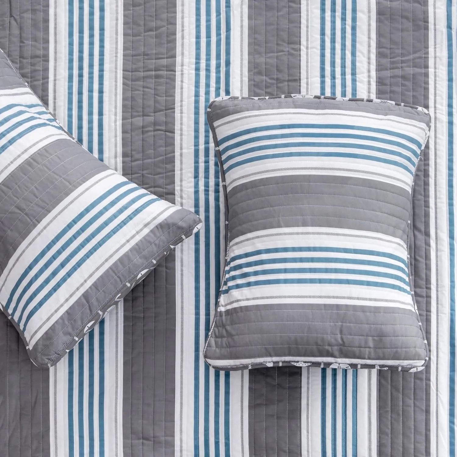 St. Croix Coastal Quilt Bedding Set, 3-Piece Reversible All Season Bedspread with Shams. Lightweight Nautical Quilted Coverlet. Blue/Grey