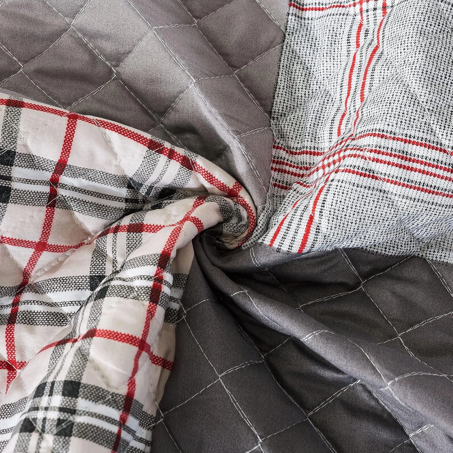 Travan Quilt Set 3-Piece Oversized Quilted Bedspread Coverlet Set Grey European British Grid Patchwork Bedding Set, Queen Size
