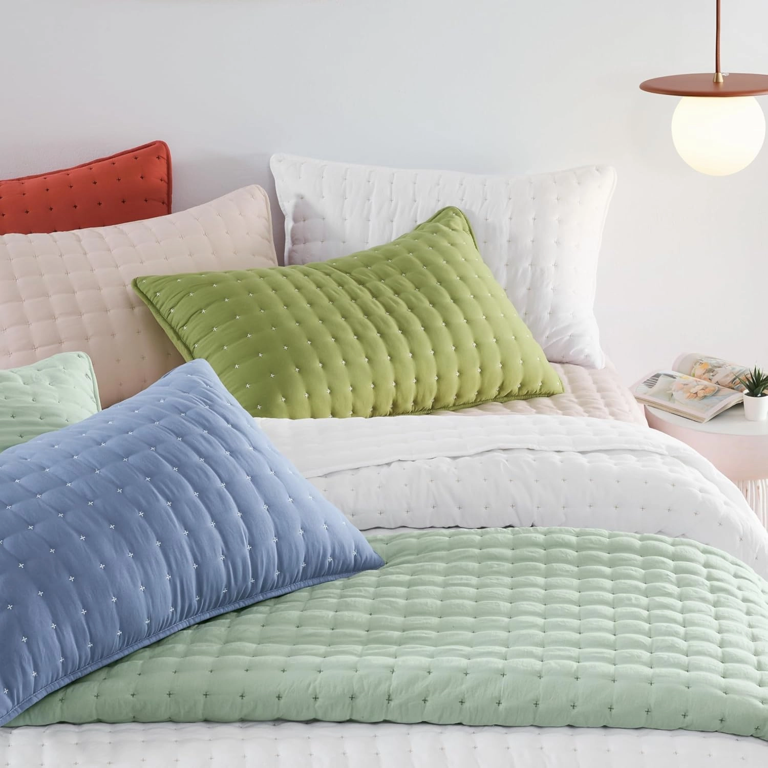 WDCOZY White California Cal King Size Quilt Bedding Sets with Pillow Shams, Oversized Lightweight Soft Bedspread Coverlet, Quilted Blanket Thin Comforter Bed Cover, 3 Pieces, 118x106 inches