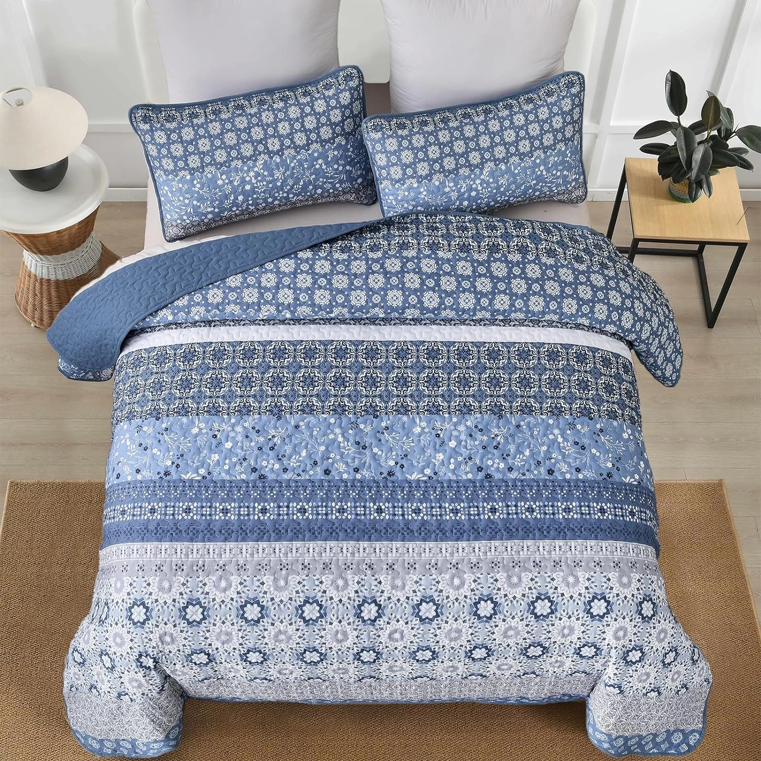 WONGS BEDDING Boho Quilt Set King, Blue Bohemian Striped Patchwork Bedspread Coverlet Set with 2 Pillowcases,Lightweight Microfiber Floral Bedding Set 104"×90"