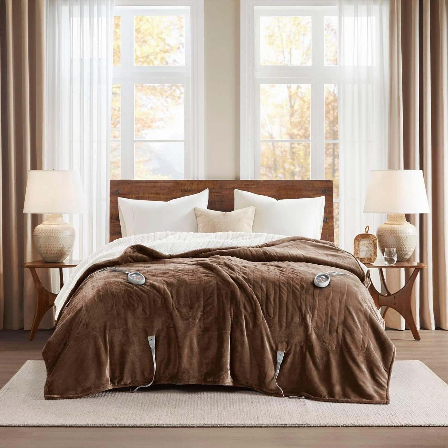 Woolrich Heated Plush to Berber Electric Blanket Throw Ultra Soft Knitted, Super Warm and Snuggly Cozy with Auto Shut Off and Multi Heat Level Setting Controllers, King: 100x90, Chocolate