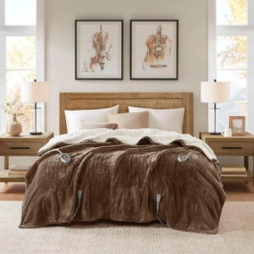 Woolrich Heated Plush to Berber Electric Blanket Throw Ultra Soft Knitted, Super Warm and Snuggly Cozy with Auto Shut Off and Multi Heat Level Setting Controllers, King: 100x90, Chocolate