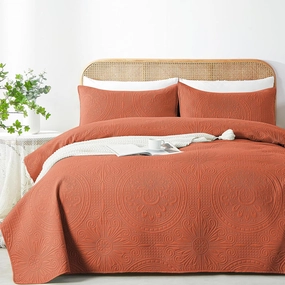 WURUIBO King/Cal King Quilt Set Burnt Orange,Ultrasonic Embossed Bedspread, Lightweight Microfiber Coverlet, Modern Thin Bedding Set for All Season, 3 Piece(1 Quilt,2 Pillow Shams)